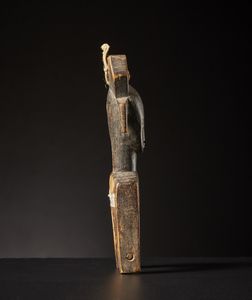 Ligbi, Baule - Costa d'Avorio : Puleggia da telaio.Legno duro a patina scura.Segni d'uso.  - Asta Asta 365 | ARTE AFRICANA, OCEANICA E DELLE AMERICHE - ARTE AFRICANA Tradizionale - Associazione Nazionale - Case d'Asta italiane