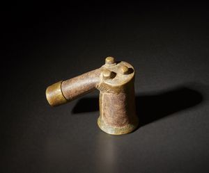 Arte africana : Fornello da pipa.Ferro e ottone.Segni d'uso.  - Asta Asta 365 | ARTE AFRICANA, OCEANICA E DELLE AMERICHE - ARTE AFRICANA Tradizionale - Associazione Nazionale - Case d'Asta italiane
