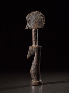 Mossi - Burkina Faso : Bambola di fertilit.Legno duro a patina scura.Segni d'uso.  - Asta Asta 365 | ARTE AFRICANA, OCEANICA E DELLE AMERICHE - ARTE AFRICANA Tradizionale - Associazione Nazionale - Case d'Asta italiane