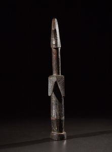 Mossi - Burkina Faso : Bambola di fertilit.Legno duro a patina scura.Segni d'uso.  - Asta Asta 365 | ARTE AFRICANA, OCEANICA E DELLE AMERICHE - ARTE AFRICANA Tradizionale - Associazione Nazionale - Case d'Asta italiane