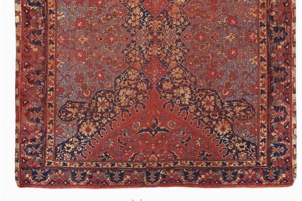 Inusuale piccolo tappeto Ushak ovest Anatolia, fine XVI secolo  - Asta Tappeti Antichi - Associazione Nazionale - Case d'Asta italiane