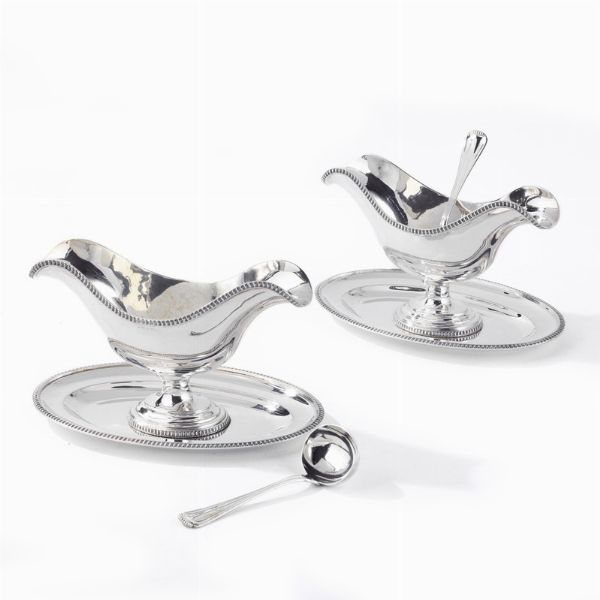 COPPIA DI SALSIERE, SECOLO XX, ARGENTIERE FARAONE  - Asta Argenti italiani ed europei - Associazione Nazionale - Case d'Asta italiane