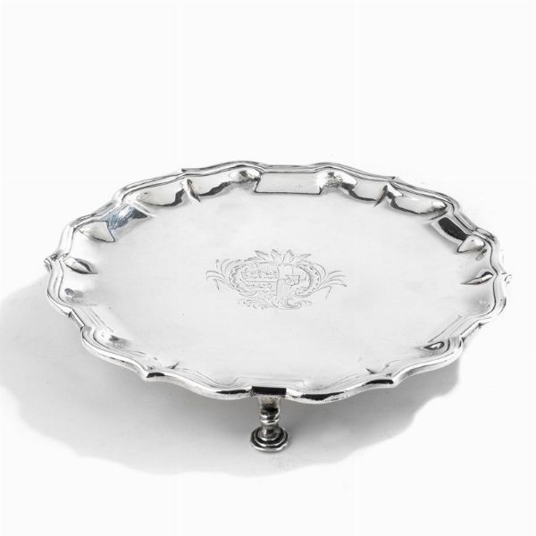 PICCOLO SALVER, LONDRA, 1743, ARGENTIERE ROBERT ABERCROMBY  - Asta Argenti italiani ed europei - Associazione Nazionale - Case d'Asta italiane