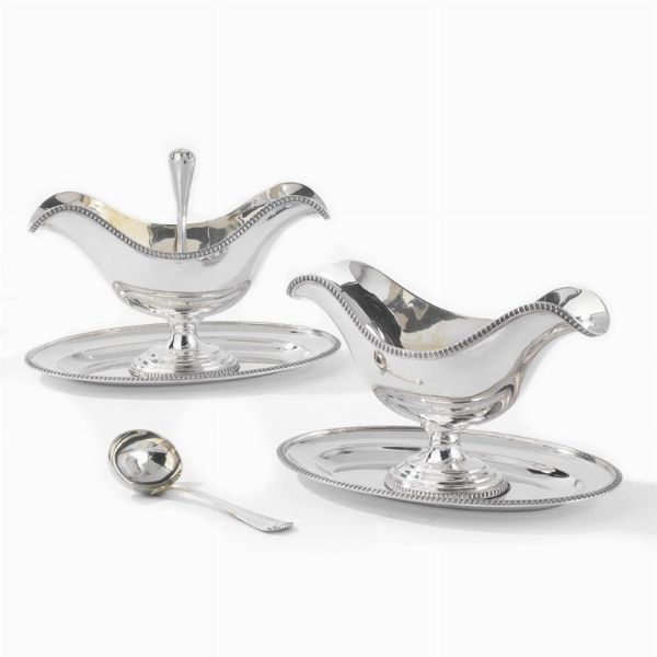 COPPIA DI SALSIERE, SECOLO XX, ARGENTIERE FARAONE  - Asta Argenti italiani ed europei - Associazione Nazionale - Case d'Asta italiane