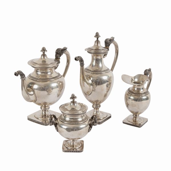 Servizio 4 pezzi  - Asta Asta 102 - Gioielli, Orologi e Argenti - Associazione Nazionale - Case d'Asta italiane