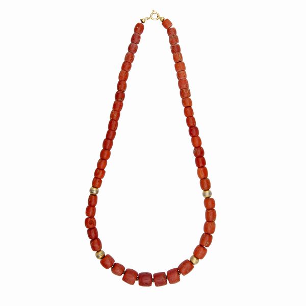 Collana in corallo mediterraneo  - Asta Asta 102 - Gioielli, Orologi e Argenti - Associazione Nazionale - Case d'Asta italiane