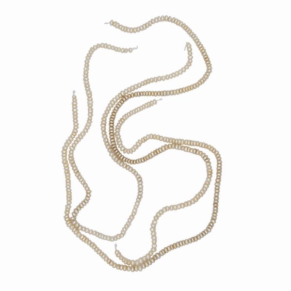 5 fili di perle  - Asta Asta 102 - Gioielli, Orologi e Argenti - Associazione Nazionale - Case d'Asta italiane