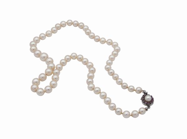 Filo di perle coltivate  - Asta Asta 102 - Gioielli, Orologi e Argenti - Associazione Nazionale - Case d'Asta italiane