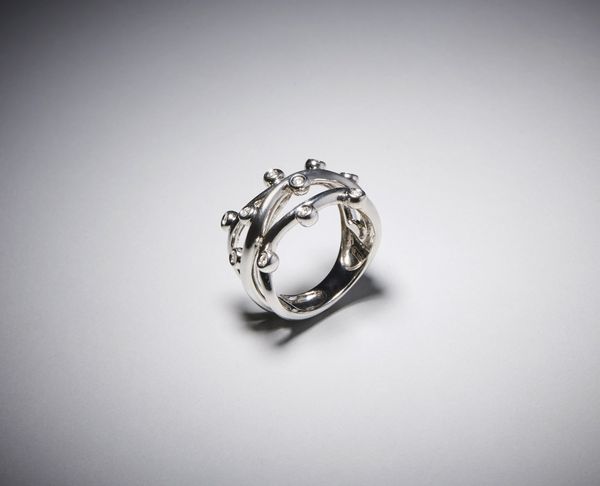 CHIMENTO : Anello serie ''Catena'' in oro bianco 750/1000  con diamanti bianchi taglio a brillante ct. 0,54  firmato ''Chimento''.  - Asta Asta 366 | GIOIELLI - OROLOGI - Giunonicae Online - Associazione Nazionale - Case d'Asta italiane