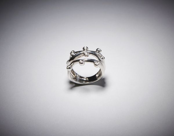 CHIMENTO : Anello serie ''Catena'' in oro bianco 750/1000  con diamanti bianchi taglio a brillante ct. 0,54  firmato ''Chimento''.  - Asta Asta 366 | GIOIELLI - OROLOGI - Giunonicae Online - Associazione Nazionale - Case d'Asta italiane