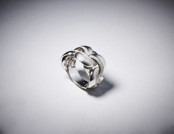 CHIMENTO : Anello oro bianco 750/1000  serie ''Rami'' by Chimento con diamanti bianchi taglio a brillante.  - Asta Asta 366 | GIOIELLI - OROLOGI - Giunonicae Online - Associazione Nazionale - Case d'Asta italiane