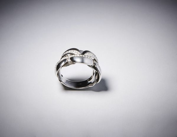 CHIMENTO : Anello oro bianco 750/1000  serie ''Rami'' by Chimento con diamanti bianchi taglio a brillante.  - Asta Asta 366 | GIOIELLI - OROLOGI - Giunonicae Online - Associazione Nazionale - Case d'Asta italiane