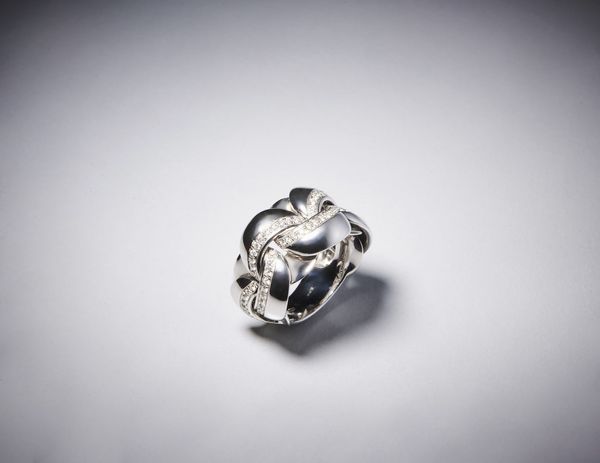 CHIMENTO : Anello oro bianco 750/1000  serie ''Rami'' by Chimento con diamanti bianchi taglio a brillante.  - Asta Asta 366 | GIOIELLI - OROLOGI - Giunonicae Online - Associazione Nazionale - Case d'Asta italiane
