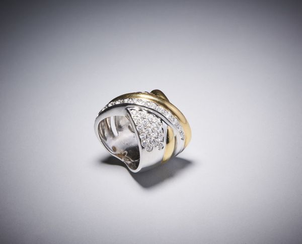 . : Anello a fascia oro bicolore  ''intreccio '' con diamanti.  - Asta Asta 366 | GIOIELLI - OROLOGI - Giunonicae Online - Associazione Nazionale - Case d'Asta italiane