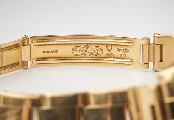 ROLEX : Orologio da donna  modello Datejust in oro giallo 750/1000 con quadrante  colore grigio ardesia. Misura mm 26  - Asta Asta 366 | GIOIELLI - OROLOGI - Giunonicae Online - Associazione Nazionale - Case d'Asta italiane