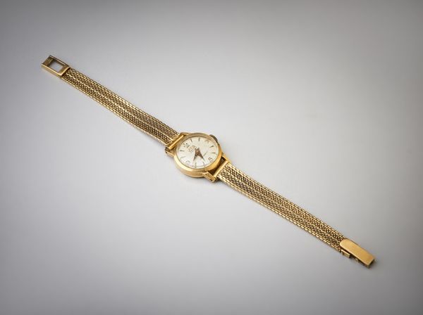 . : Orologio da donna con cassa di forma tonda con cinturino in oro giallo 750/1000.  - Asta Asta 366 | GIOIELLI - OROLOGI - Giunonicae Online - Associazione Nazionale - Case d'Asta italiane