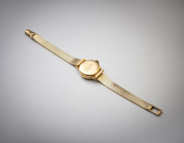 . : Orologio da donna con cassa di forma tonda con cinturino in oro giallo 750/1000.  - Asta Asta 366 | GIOIELLI - OROLOGI - Giunonicae Online - Associazione Nazionale - Case d'Asta italiane