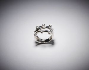 CHIMENTO : Anello serie ''Catena'' in oro bianco 750/1000  con diamanti bianchi taglio a brillante ct. 0,54  firmato ''Chimento''.  - Asta Asta 366 | GIOIELLI - OROLOGI - Giunonicae Online - Associazione Nazionale - Case d'Asta italiane