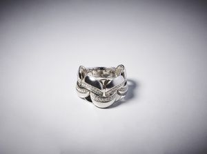 CHIMENTO : Anello oro bianco 750/1000  serie ''Rami'' by Chimento con diamanti bianchi taglio a brillante.  - Asta Asta 366 | GIOIELLI - OROLOGI - Giunonicae Online - Associazione Nazionale - Case d'Asta italiane