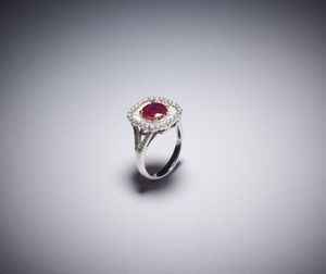 . : Anello in oro 18 kt con rubino.  - Asta Asta 366 | GIOIELLI - OROLOGI - Giunonicae Online - Associazione Nazionale - Case d'Asta italiane