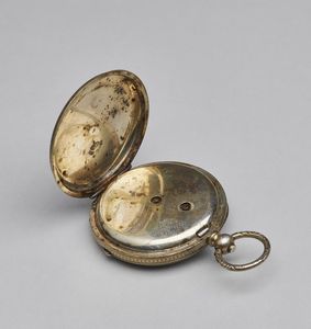 Lotto composto da due  orologi da tasca con cassa rotonda in argento 800.  - Asta Asta 366 | GIOIELLI - OROLOGI - Giunonicae Online - Associazione Nazionale - Case d'Asta italiane