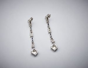 . : Orecchini in oro bianco 750/1000 con diamanti taglio vecchio di circa 1,90 carati e diamanti taglio a  brillante di circa 0,60 carati  e zaffiri blu carr.  - Asta Asta 366 | GIOIELLI - OROLOGI - Giunonicae Online - Associazione Nazionale - Case d'Asta italiane