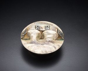 Esclusivo anello a sigillo afghano  in argento con corniola incisa raffigurante cavallo.  - Asta Asta 366 | GIOIELLI - OROLOGI - Giunonicae Online - Associazione Nazionale - Case d'Asta italiane