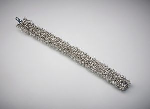 . : Eccezionale Bracciale in oro bianco 750 /1000   con diamanti bianchi taglio a marquise  ed a  brillante per carati:totali  30,62 circa.  - Asta Asta 366 | GIOIELLI - OROLOGI - Giunonicae Online - Associazione Nazionale - Case d'Asta italiane