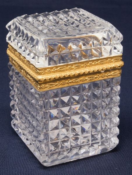 Cofanetto in cristallo molato  - Asta Parade I - Arredi e Dipinti Antichi - Associazione Nazionale - Case d'Asta italiane