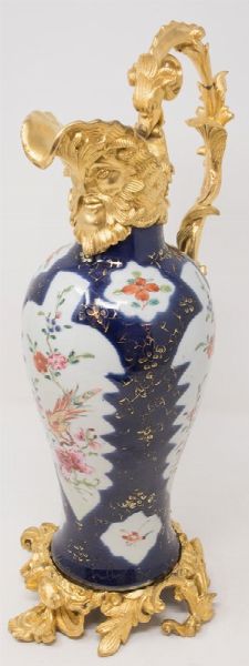 Brocca in porcellana bianco blu  - Asta Parade I - Arredi e Dipinti Antichi - Associazione Nazionale - Case d'Asta italiane