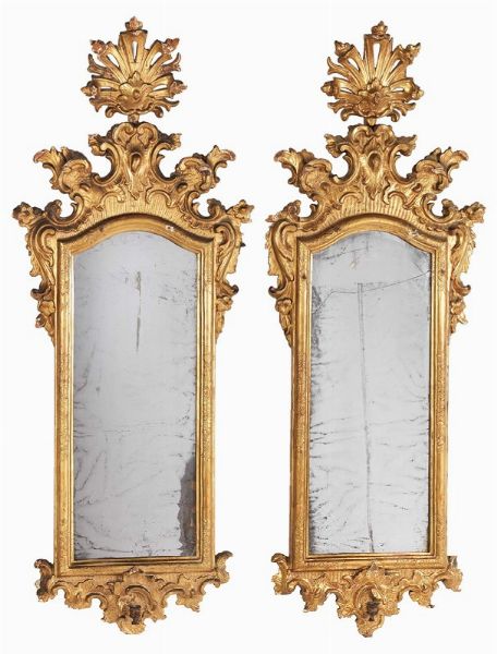 Coppia di specchiere in legno intagliato e dorato  - Asta Parade I - Arredi e Dipinti Antichi - Associazione Nazionale - Case d'Asta italiane
