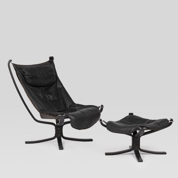 Sigurd Ressel, prod. Poltrona Frau (2)  - Asta Design e Arti Decorative del 900 - Associazione Nazionale - Case d'Asta italiane