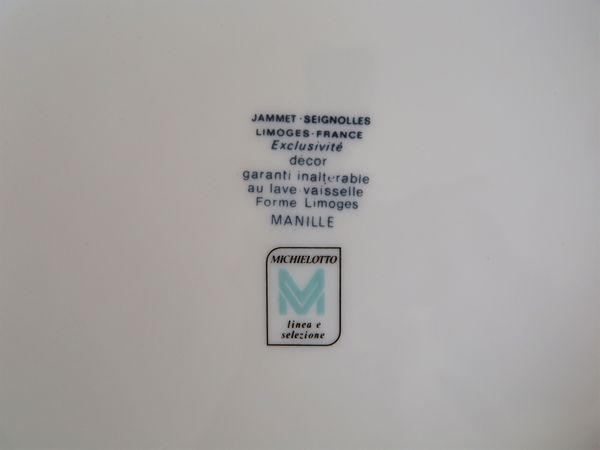 Servizio di piatti in porcellana Limonges  - Asta House Sale: La casa fiorentina di un collezionista - Associazione Nazionale - Case d'Asta italiane