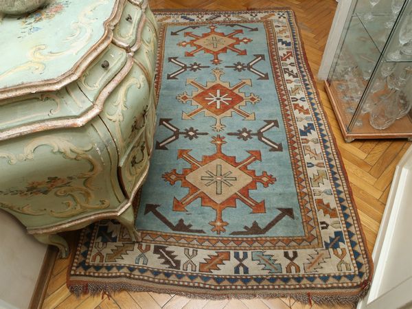 Tappeto caucasico  - Asta House Sale: La casa fiorentina di un collezionista - Associazione Nazionale - Case d'Asta italiane