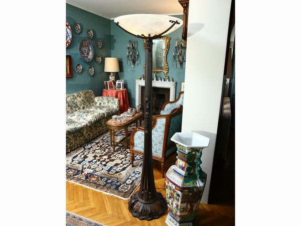 ,Paul Kiss : Piantana Art D�co in ferro battuto  - Asta House Sale: La casa fiorentina di un collezionista - Associazione Nazionale - Case d'Asta italiane