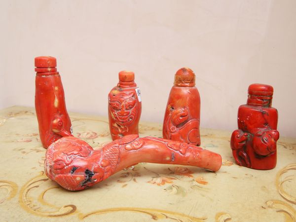 Lotto di curiosit� in corallo bamboo  - Asta House Sale: La casa fiorentina di un collezionista - Associazione Nazionale - Case d'Asta italiane