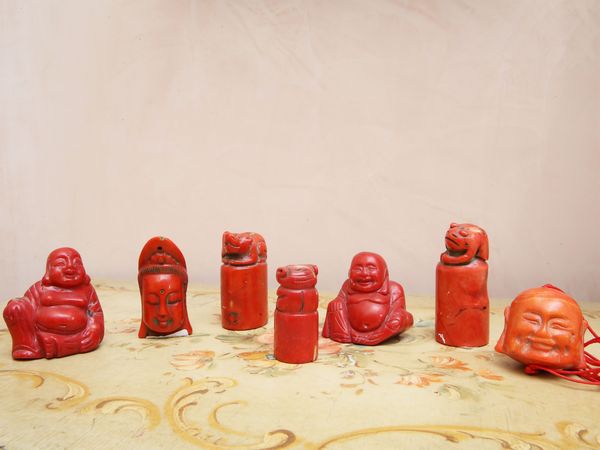 Lotto di curiosit� in corallo bamboo  - Asta House Sale: La casa fiorentina di un collezionista - Associazione Nazionale - Case d'Asta italiane