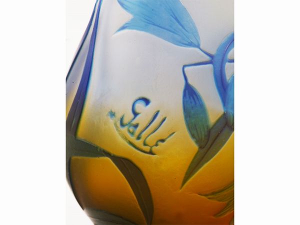 Vaso Emile Gall� in vetro doppio  - Asta House Sale: La casa fiorentina di un collezionista - Associazione Nazionale - Case d'Asta italiane