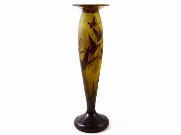 Vaso in vetro a cammeo Le Verre Fran�ais decoro Halbrans  - Asta House Sale: La casa fiorentina di un collezionista - Associazione Nazionale - Case d'Asta italiane