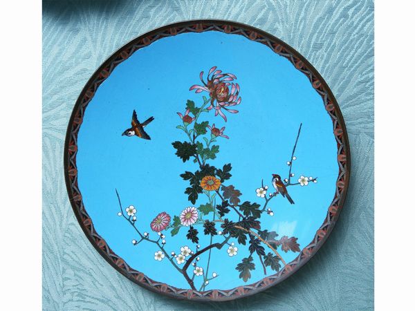 Piatto in metallo cloisonn�  - Asta House Sale: La casa fiorentina di un collezionista - Associazione Nazionale - Case d'Asta italiane