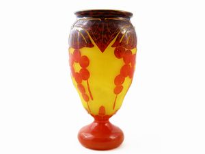 Vaso Le Verre Fran�ais decoro Groseilles  - Asta House Sale: La casa fiorentina di un collezionista - Associazione Nazionale - Case d'Asta italiane