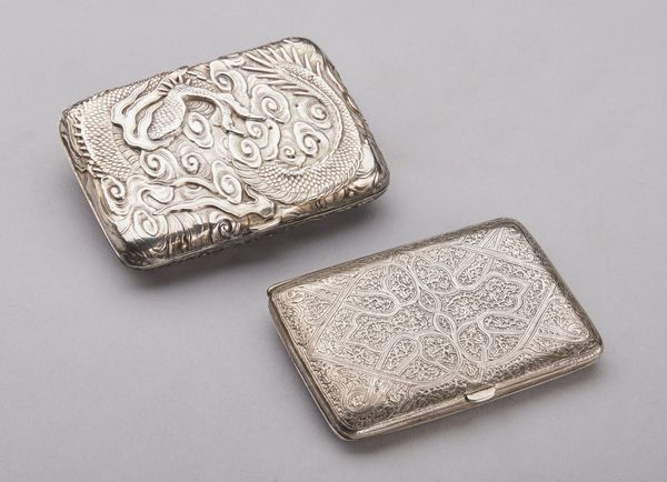 ARGENTIERE DEL XIX-XX SECOLO : Lotto composto da 8 contenitori e portasigarette in argento  - Asta Asta 367 | ARTE ANTICA E DEL XIX SECOLO Virtuale - Associazione Nazionale - Case d'Asta italiane