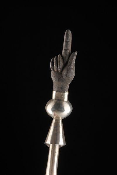 ARGENTIERE RUSSO DEL XIX SECOLO : Yad torah con inserti in legno  - Asta Asta 367 | ARTE ANTICA E DEL XIX SECOLO Virtuale - Associazione Nazionale - Case d'Asta italiane