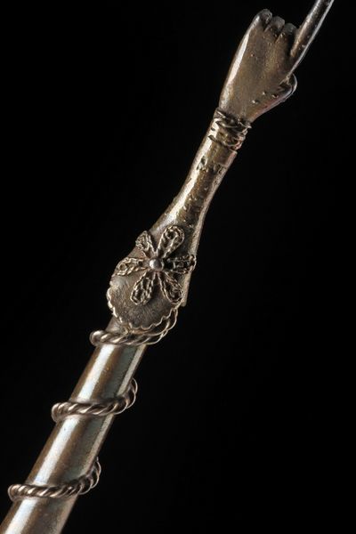 ARGENTIERE RUSSO DEL XIX SECOLO : Yad Torah con stemma imperiale russo.  - Asta Asta 367 | ARTE ANTICA E DEL XIX SECOLO Virtuale - Associazione Nazionale - Case d'Asta italiane