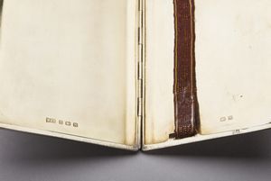 ARGENTIERE DEL XIX-XX SECOLO : Lotto composto da 8 contenitori e portasigarette in argento  - Asta Asta 367 | ARTE ANTICA E DEL XIX SECOLO Virtuale - Associazione Nazionale - Case d'Asta italiane