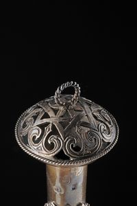 ARGENTIERE RUSSO DEL XIX SECOLO : Yad Torah con stemma imperiale russo.  - Asta Asta 367 | ARTE ANTICA E DEL XIX SECOLO Virtuale - Associazione Nazionale - Case d'Asta italiane