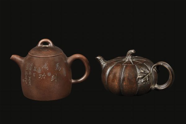 DUE TEIERE YIXING, CINA, PERIODO REPUBBLICA, 1912-1949  - Asta Arte orientale | 东方艺术   - Associazione Nazionale - Case d'Asta italiane