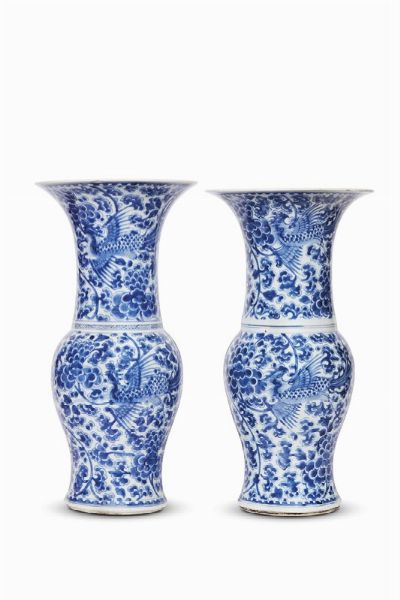 DUE VASI, CINA, DINASTIA QING, SEC. XVIII  - Asta Arte orientale | 东方艺术   - Associazione Nazionale - Case d'Asta italiane