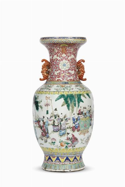 VASO, CINA, DINASTIA QING, SEC. XIX  - Asta Arte orientale | 东方艺术   - Associazione Nazionale - Case d'Asta italiane