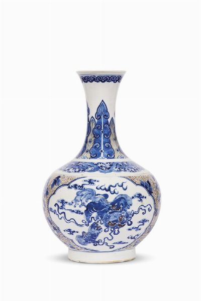 VASO, CINA, DINASTIA QING, SEC. XIX  - Asta Arte orientale | 东方艺术   - Associazione Nazionale - Case d'Asta italiane